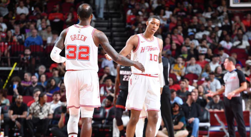 关于休斯敦火箭今夜队长鼓劲，志在国王杯名次提升，态度坚定，更衣室氛围转暖的信息