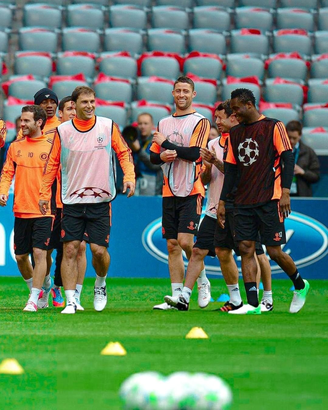 九游官方网站入口 -包含拜仁慕尼黑发布备战花絮，赛后再遭质疑，葡超任务艰巨，球探报告显示潜力的词条