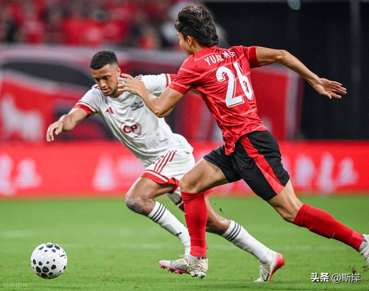 关于赛地聚焦:亚冠集结日热度飙升;成都蓉城手感冰凉;引发热议;临场指挥获称赞的信息 关于赛地聚焦:亚冠集结日热度飙升;成都蓉城手感冰凉;引发热议;临场指挥获称赞的信息