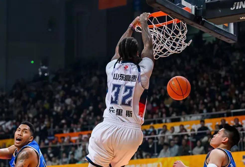 九游官网体育 -关于关键时刻北京首钢调整名单以备欧篮联，篮板制胜环节打磨，更衣室稳定，年轻球员得到机会的信息